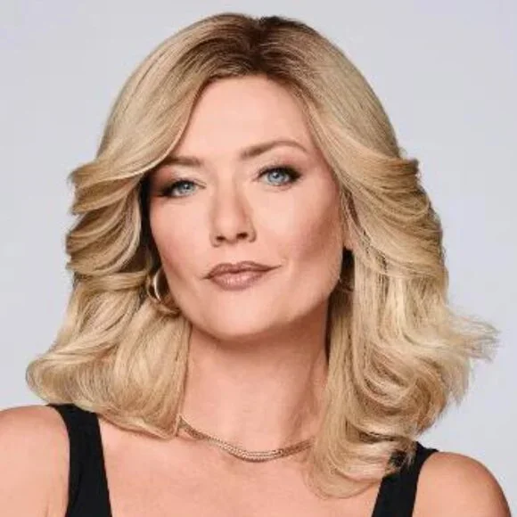 RAQUEL WELCH MIDNIGHT IN PARIS in RH4/39SS Shaded Mulberry (ROOTED) - Picture 1 of 9